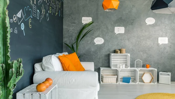 پاتوق فارسی‌زبانان؛ محیطی برای گفتگو، دوستی و تعامل آنلاین